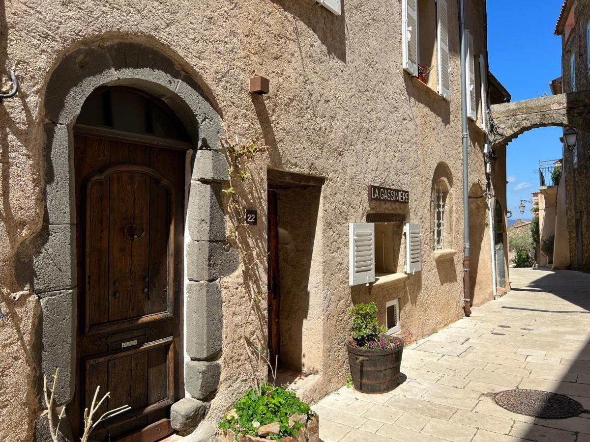 La Gassiniere Exterior photo